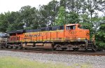 BNSF 7437 leads NS train 350 northbound